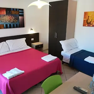 Frühstückspension La Del Mare -domo-, La Caletta